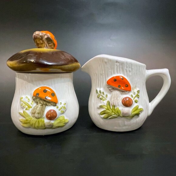 Merry Mushroom by Sears Roebuck 1976 Creamer and Sugar With Lid - Picture 1 of 15